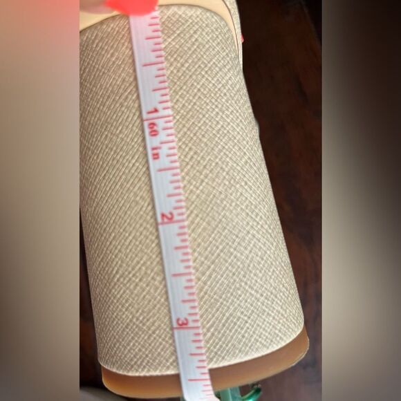 Sam Edelman Kit Ivory Leather Heel Sandal Small Discoloration on one heel SZ 9 - Picture 10 of 12